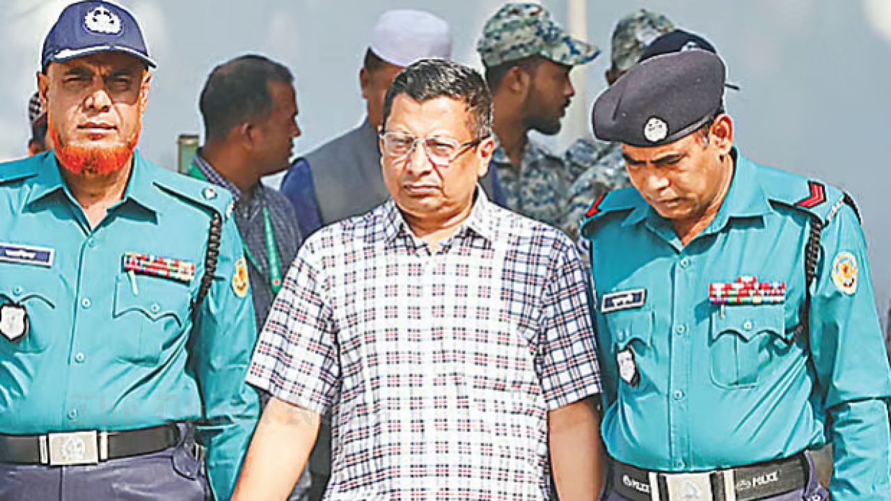 Former IGP Mamun apologizes to the court and the nation