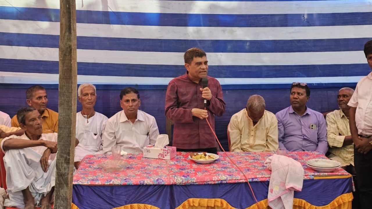 Sanatan Dharma followers support BNP candidate in Hatia