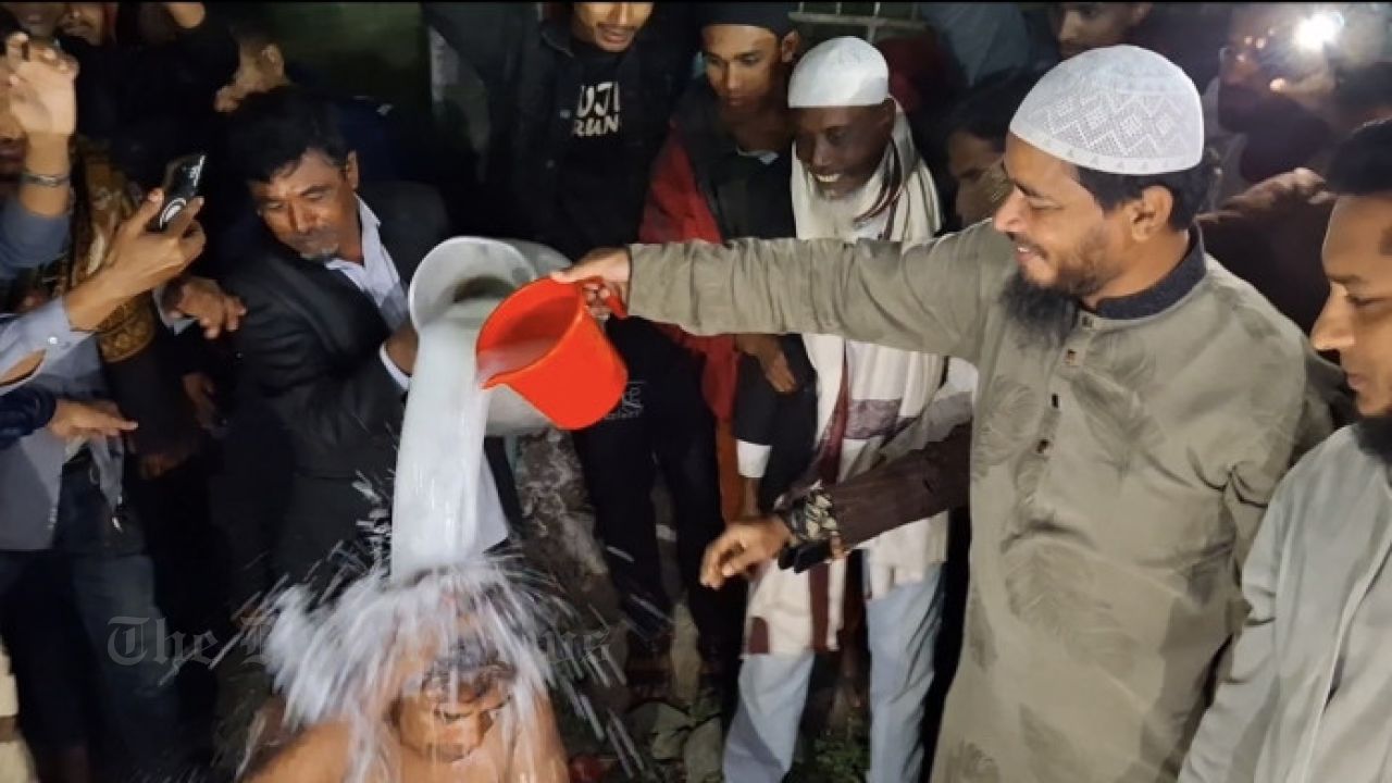 Matsyajeebi Dal Leader Joins Jamaat After Milk Bath Ceremony in Bauphal