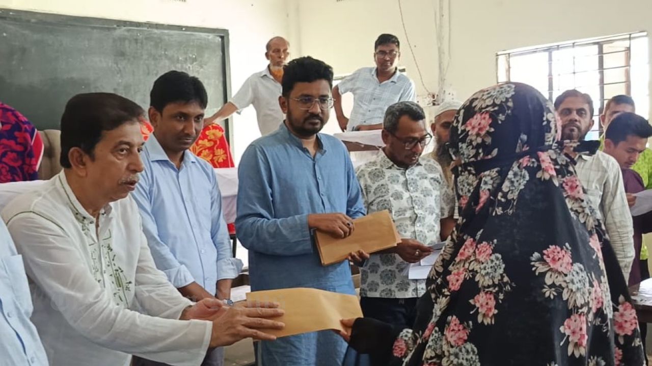 Special Grant of 10 Lakh Taka to Spread Eid Joy in Chandina, Benefiting Hundreds of Families