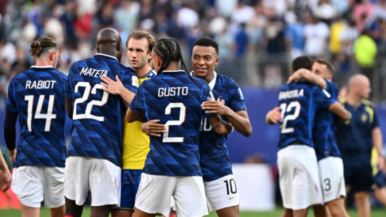 Mbappe fires France into World Cup last 16, Norway advance