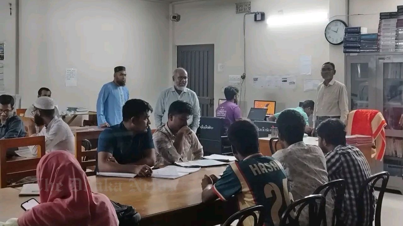 JSTU central library gets AC, student attendance rises